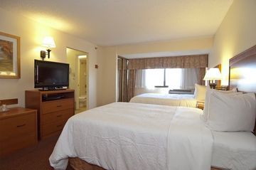 H I Express & Suites San Antonio Medical-Six Flags Екстер'єр фото