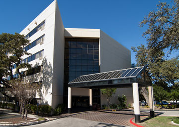 H I Express & Suites San Antonio Medical-Six Flags Екстер'єр фото
